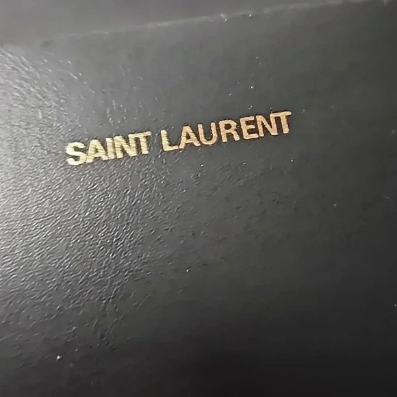 Saint Laurent Black Leather Sunglass Case with Magnetic Closure - Unused - Picture 3 of 6